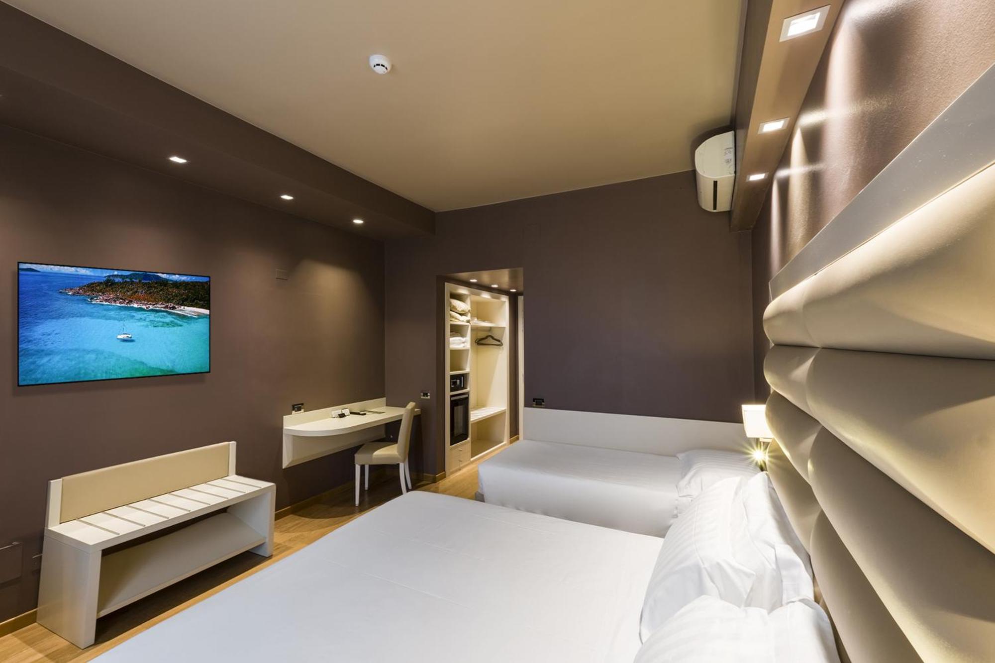 Hotel Touring Ferrara Phòng bức ảnh