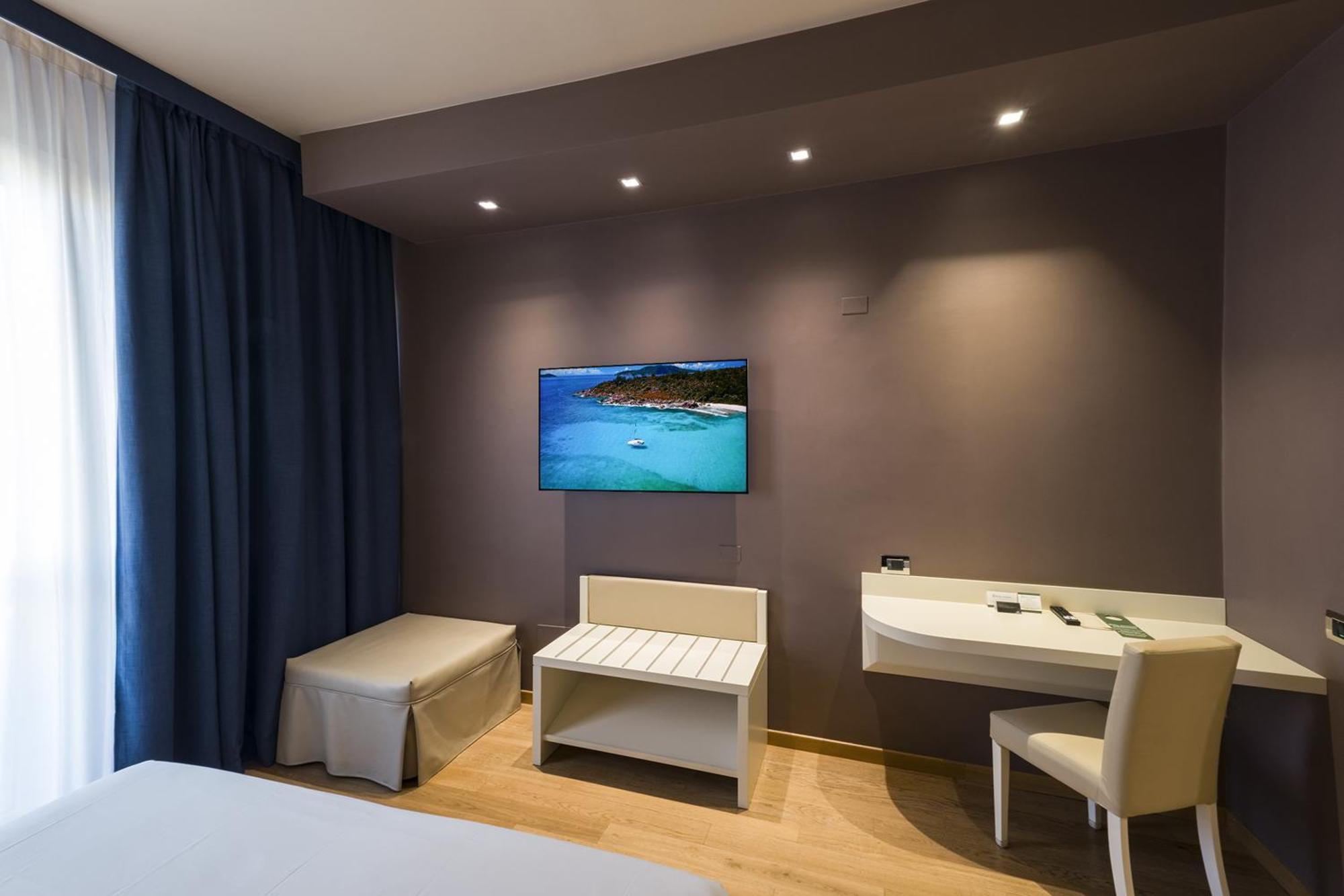 Hotel Touring Ferrara Phòng bức ảnh